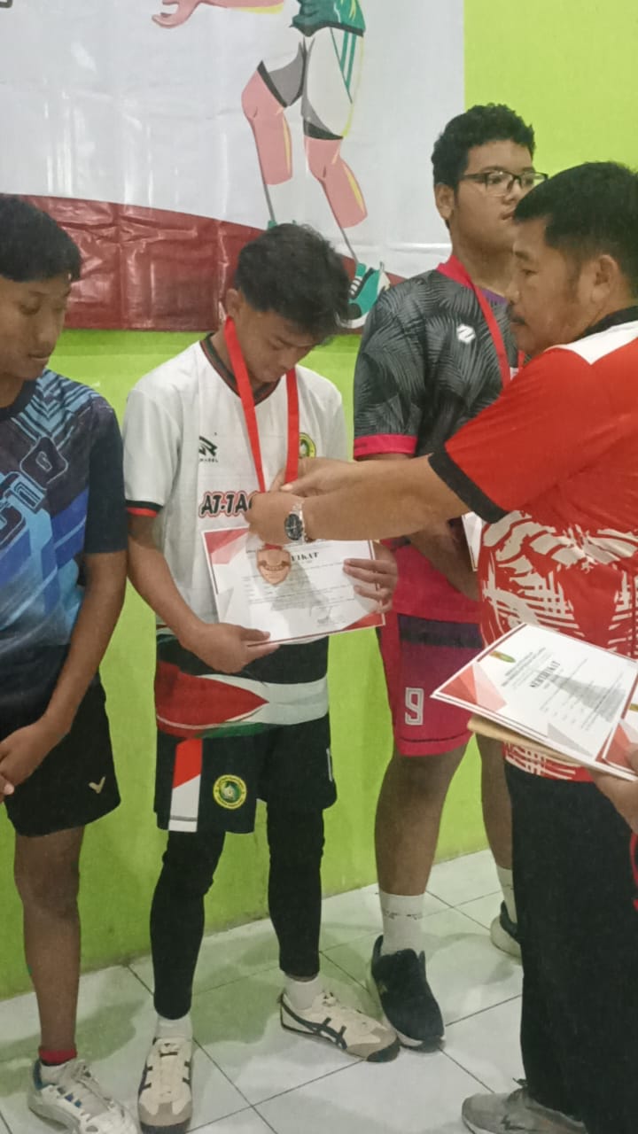 Juara POPDA Tenis Meja