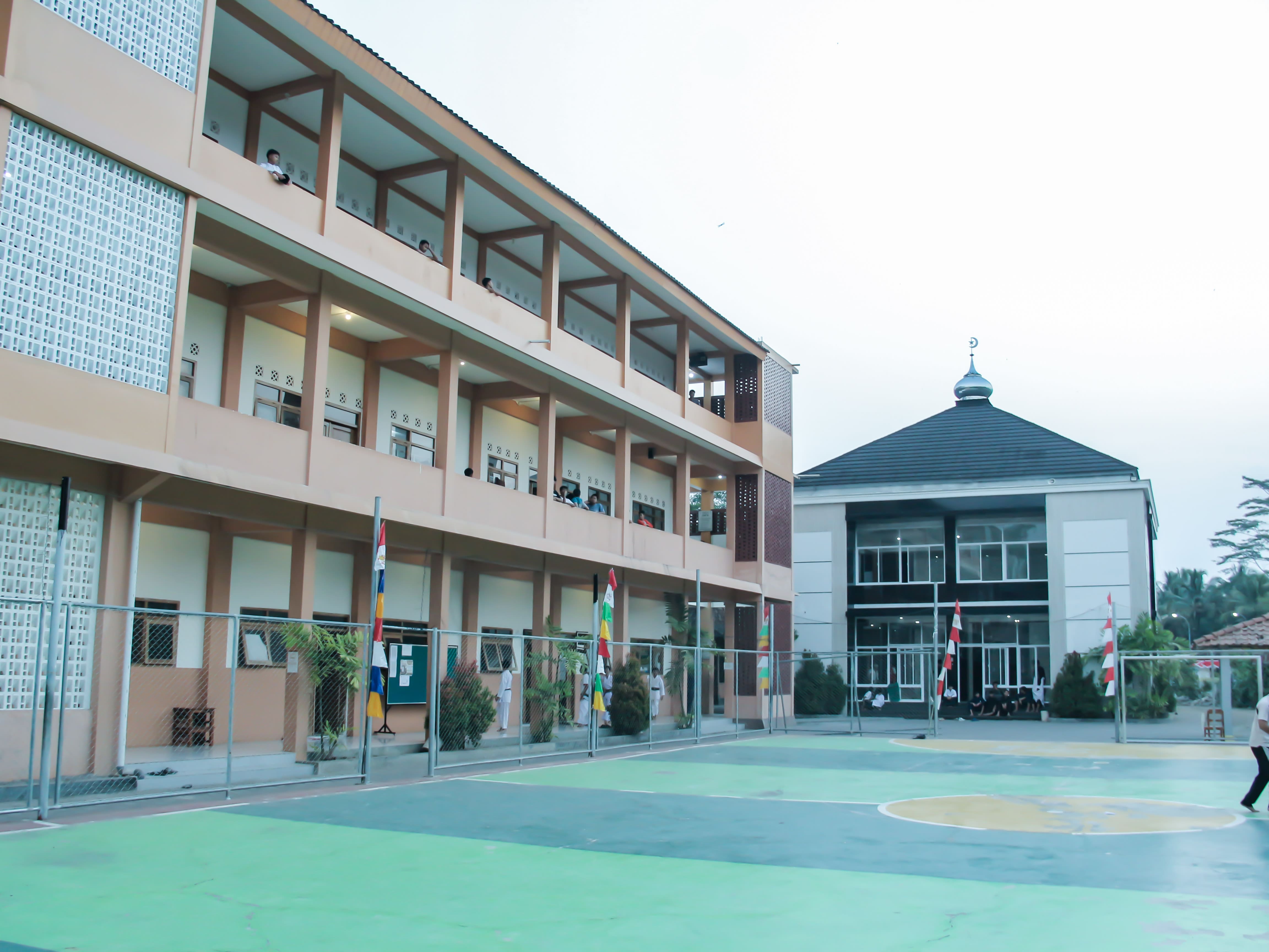 Lapangan Olahraga